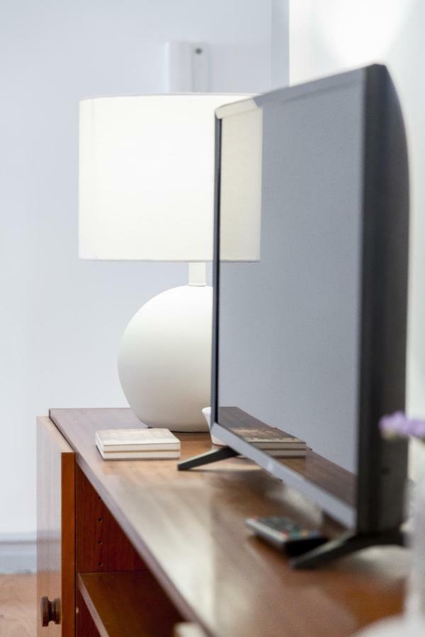 Bright & Spacious Alfama Apartment, By Timecooler Lisboa Dış mekan fotoğraf