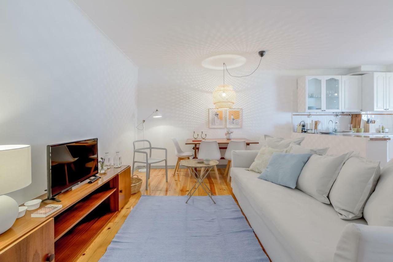 Bright & Spacious Alfama Apartment, By Timecooler Lisboa Dış mekan fotoğraf